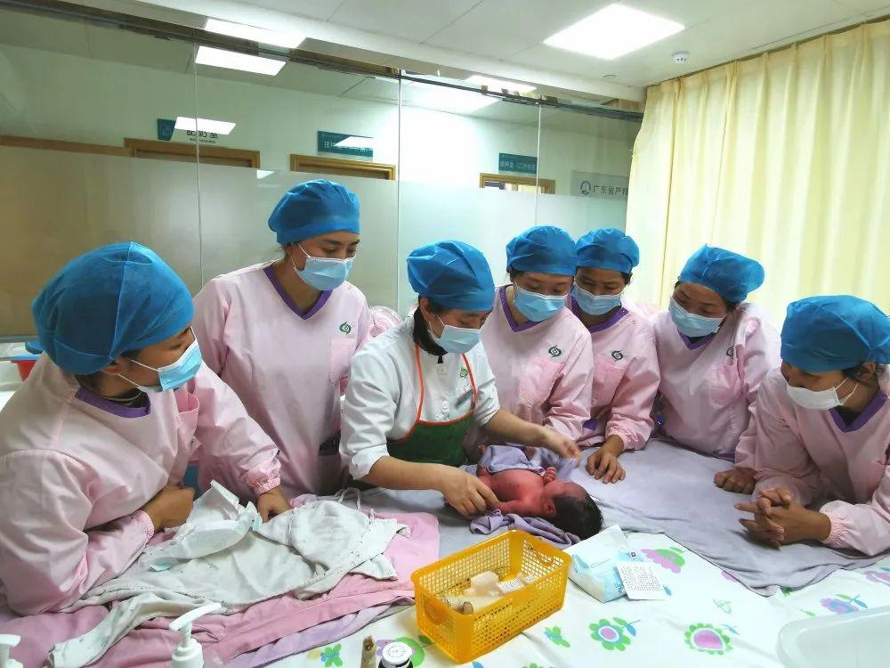 广元妇婴监护型护送